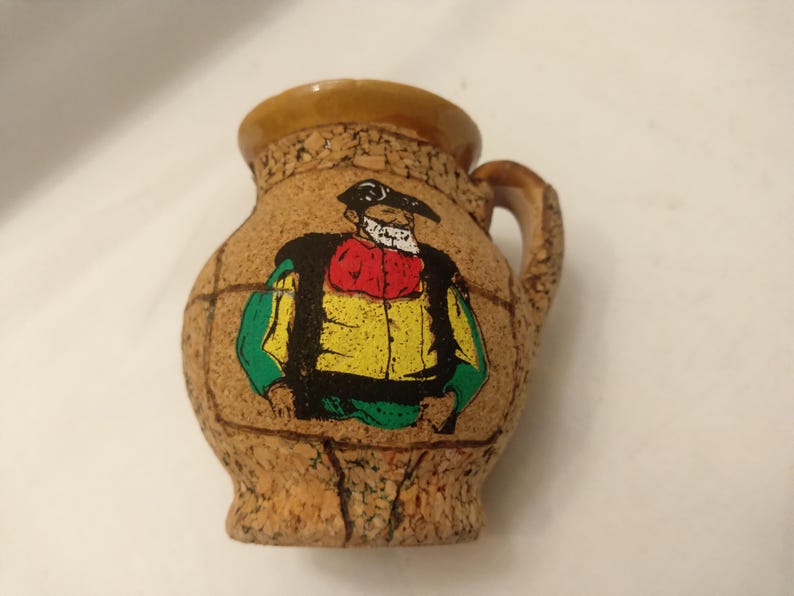 Ánfora SARDA de cerámica y corcho, vintage, hecha a mano en Italia, Jarrón artístico sardo, Arte sardo, Ánfora vintage de cerámica sarda imagen 4
