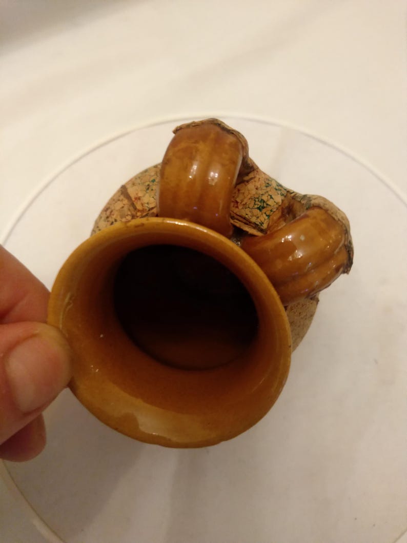 Ánfora SARDA de cerámica y corcho, vintage, hecha a mano en Italia, Jarrón artístico sardo, Arte sardo, Ánfora vintage de cerámica sarda imagen 3