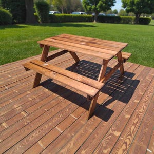 以下が含まれることがあります： 白い文字で「Welcome to our home」と書かれた素朴な木製の看板。 玄関の装飾に最適な、使い古したような仕上がりとシンプルなデザインが特徴です。