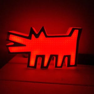 Décoration lumineuse style Keith Haring