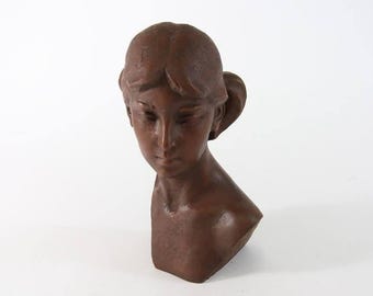 Ladislav Berák (1938-2018) - Ceramic Sculpture of young female, Slovakia - 1960-1969