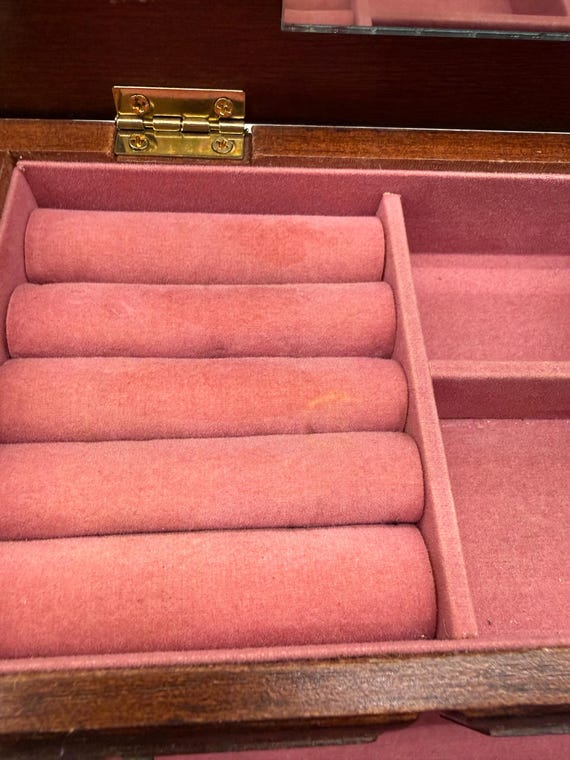 Vintage Wood Jewelry Box – Pink Fabric Lined Draw… - image 9