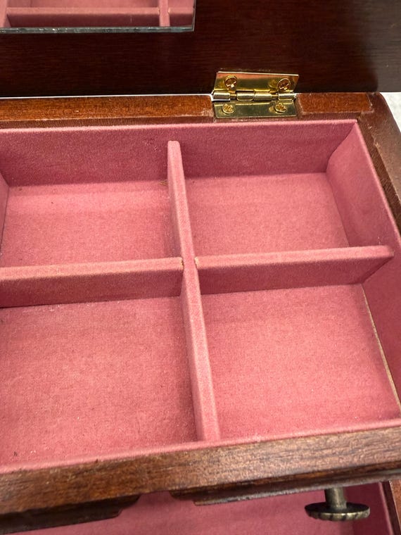 Vintage Wood Jewelry Box – Pink Fabric Lined Draw… - image 11