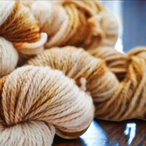 Bulky Superwash Merino Yarn · Hand-Dyed · Semi-Solid · Mochaccino · Brown