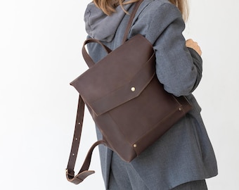 Brauner Bürorucksack, Lederrucksack, Stadtrucksack, Studentenrucksack, personalisiertes Geschenk, Arbeitsrucksack
