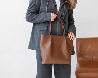 Leather shopping bag, spacious shoulder bag, womens handbag, grocery bag, leather work bag, everyday bag, teacher bag, gift for women