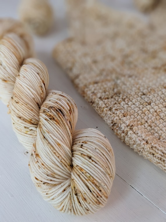Caramel Macchiato FW, Worsted, and DK SW Merino/Nylon //Super Squishy Hand Dyed Speckled Yarn //463,245,218yds/100g // GabiesKnitGoodies