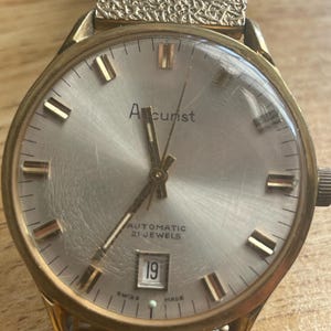 Vintage Accurist Swiss made gents wrist watch