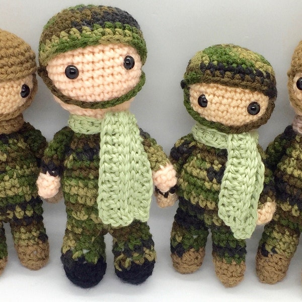 Petit soldat MOTIF SEULEMENT Poupée Amigurumi au Crochet