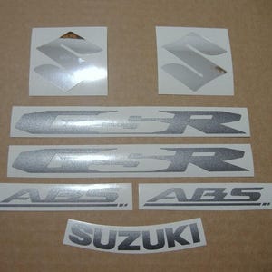 Suzuki GSR 600 2009 full replacement decals kit stickers set reproduction graphics restoration pegatinas logo aufkleber pattern