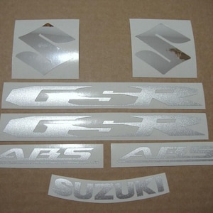 Suzuki GSR 600 2009 complete aftermarket decals set replica stickers reproduction graphics restoration adesivi logo autocollants labels