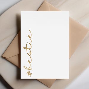 Mejor amiga: estética minimalista, tarjeta con hashtag de moda, #mejoramistad, tarjeta de amistad dorada, letras doradas, deseos personalizables, nota personalizada