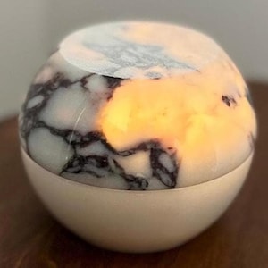 Magic Marble Desk Lamp: Calacatta Viole Stone Marble, Wireless Rechargeable LED Light