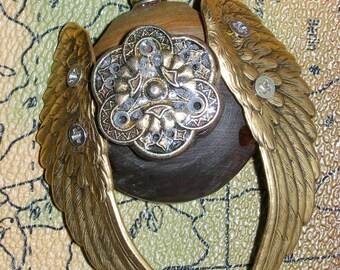 STEAMPUNK WINGED ANHÄNGER Halskette mit versteckten Fach innen