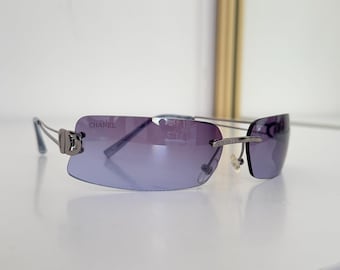 Gafas de sol Chanel vintage Y2K de los 2000. Auténticas y raras gafas de diseño de los 90.