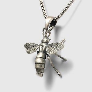 Large, Lifelike, Silver Queen Bee Pendant Necklace, Realistic, Men's Jewelry, Sterling Silver 925, Community, Hive, Nectar, Honey