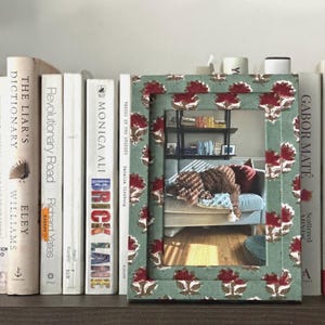Sage Floral Fabric-Wrapped Picture Frame (matted to fit 4x6” photos)