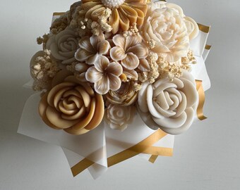 Floral fondant bouquet
