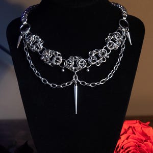Artemis Halskette Handgefertigte Gothic Halskette, Edelstahl, Chainmaille Fantasy Schmuck