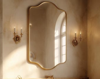 Luxe golvende messing spiegel | Antiek gouden wandspiegel badkamer | Art deco ijdelheid statement decor