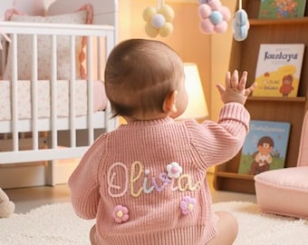 Personalisierte Strickjacke für kleine Mädchen, gestrickte Baby-Strickjacke mit Namen, personalisierte Neugeborenen-Strickjacke, gestickte Baby-Strickjacke mit Namen, Babypartygeschenk
