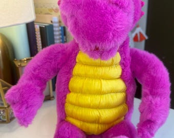 1998 NWT Liberty Toys Fuchsia Dragon Nylon Accents 15”