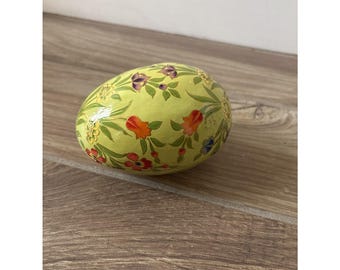 Paper Mache Easter Egg Container, Echt Erzgebirge, Germany. Green Flowers 5.5"