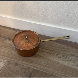 Vintage koppar och mässing 1-1/2 liter såsgryta med lock