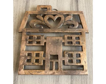 Sottopentola vintage in rame a forma di casa, 7"x 7"