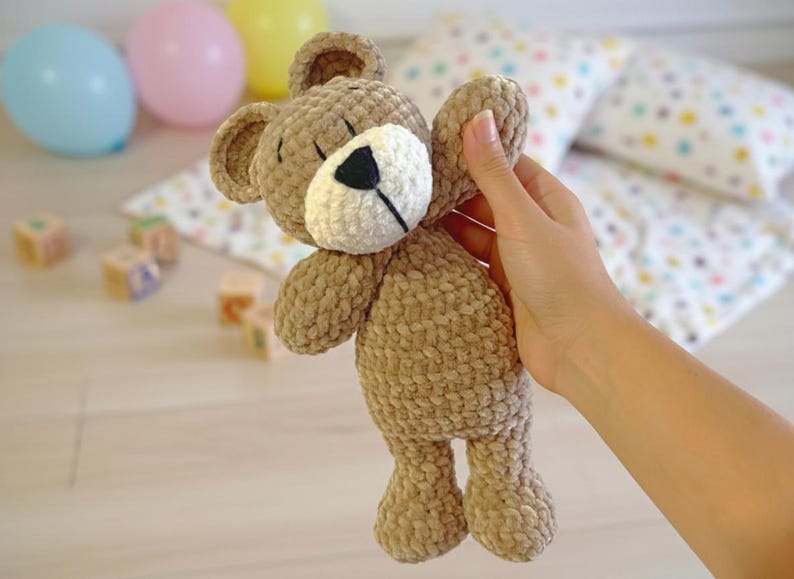 Peluche de apego hecho a mano - Osito marrón y amarillo | Regalo recién nacido imagen 1
