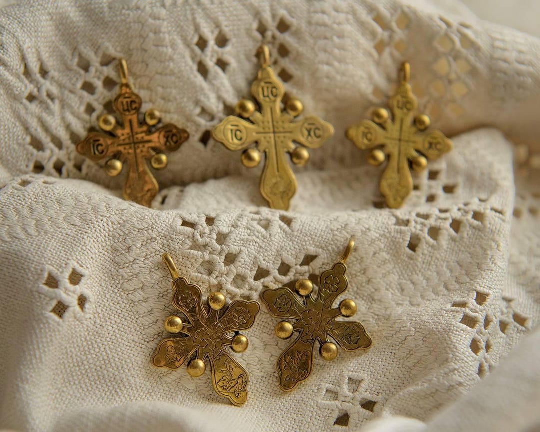 Floral Ortodox Christian Cross. Ukrainian Ethnic Pendant for