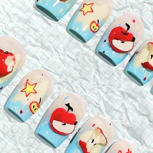 Apple Pop Fantasy persnagels – Handgemaakte 3D kawaii appelnagels, fruitige cartoon-nailart, unieke nagelset in popstijl