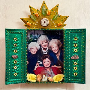 THE GOLDEN GIRLS with Cheesecake Nicho Shrine Tribute