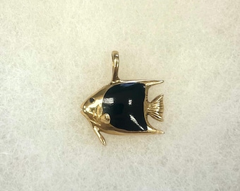 Estate 14k Yellow Gold Onyx Fish Pendant 3.7 Grams