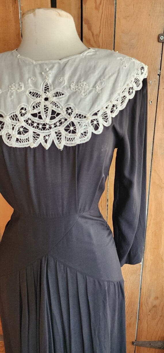 Vintage 80s Does Edwardian Black Dress w/White La… - image 2