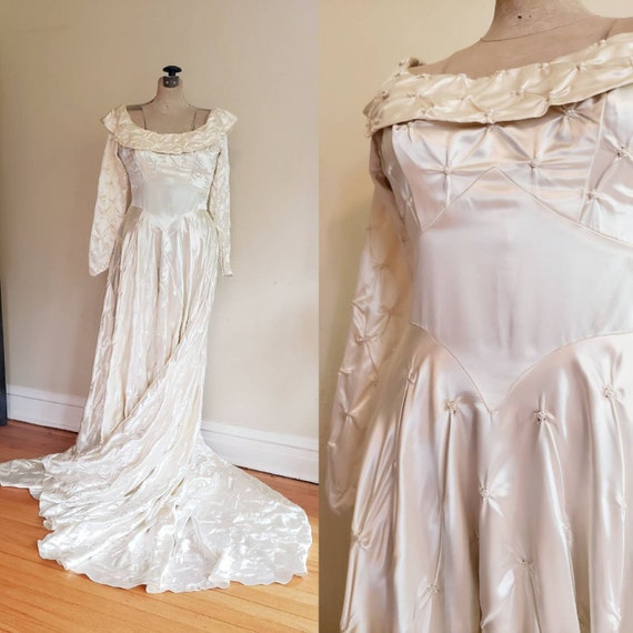 cream long sleeve wedding dress