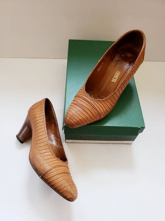 1960s Bottega Veneta Shoes Brown Alligator Leather