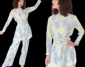 Vintage 70s Mary McFadden Printed Ensemble Pants Top Belt Ensemble Micropleated