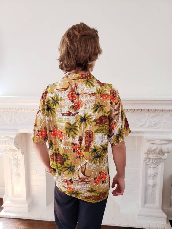 Vintage 60s Hawaiian Mens Shirt Tiki Print Jamaica - image 7