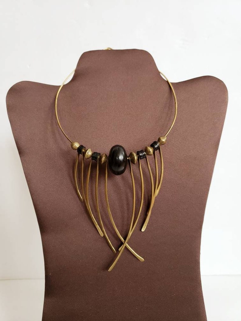 1970s Choker Necklace 70s Boho Necklace in brass and wood Tribal Ethnic Festival
