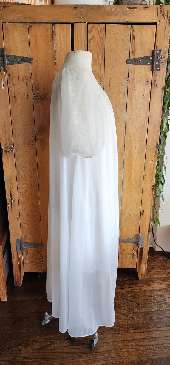 Vintage 50s Peignoir White Nylon Robe + Slip Dres… - image 3