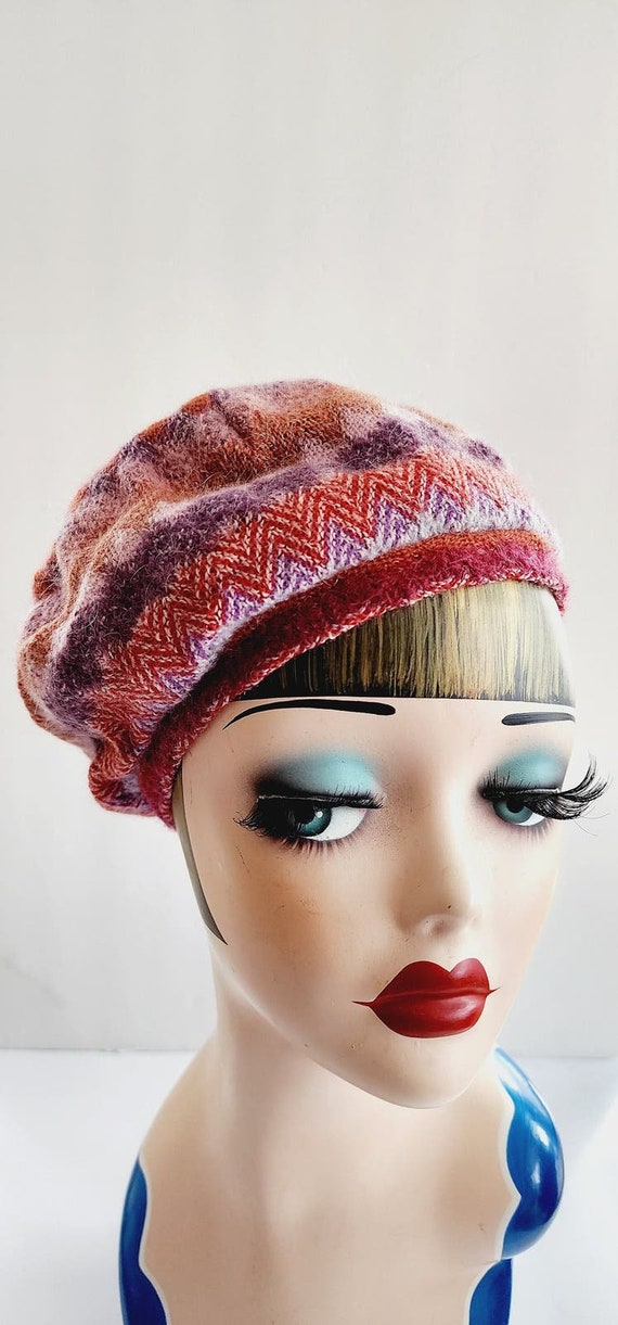 Vintage 70s Knit Beret Hat in Pink Mauve Beige, H… - image 3