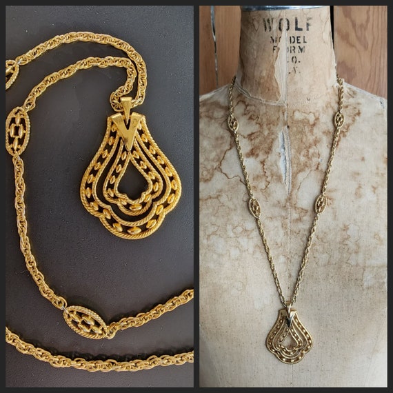60s Trifari Pendant Necklace Gold Baroque Style - image 1