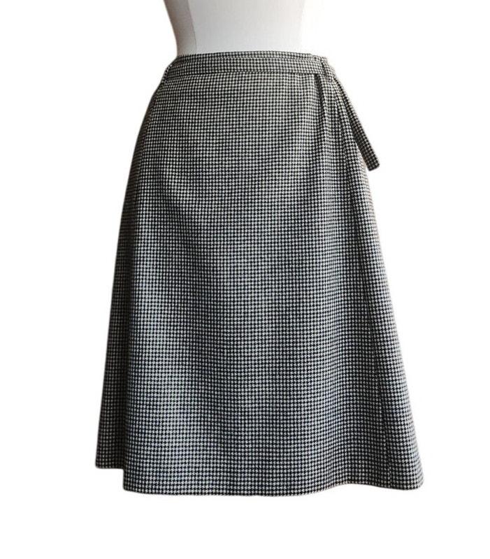Vintage Dries Van Noten Wool Skirt Houndstooth Pattern W Vintage Dries Van Noten Wool Skirt Houndstooth Pattern W