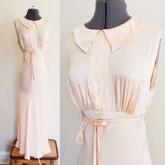 1930s Pink Silk Bias Cut Nightgown Negligee Nightd