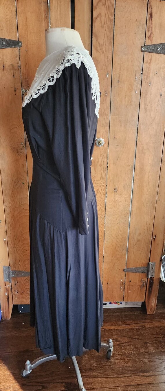 Vintage 80s Does Edwardian Black Dress w/White La… - image 3