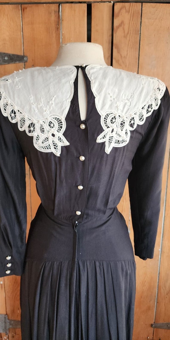 Vintage 80s Does Edwardian Black Dress w/White La… - image 7