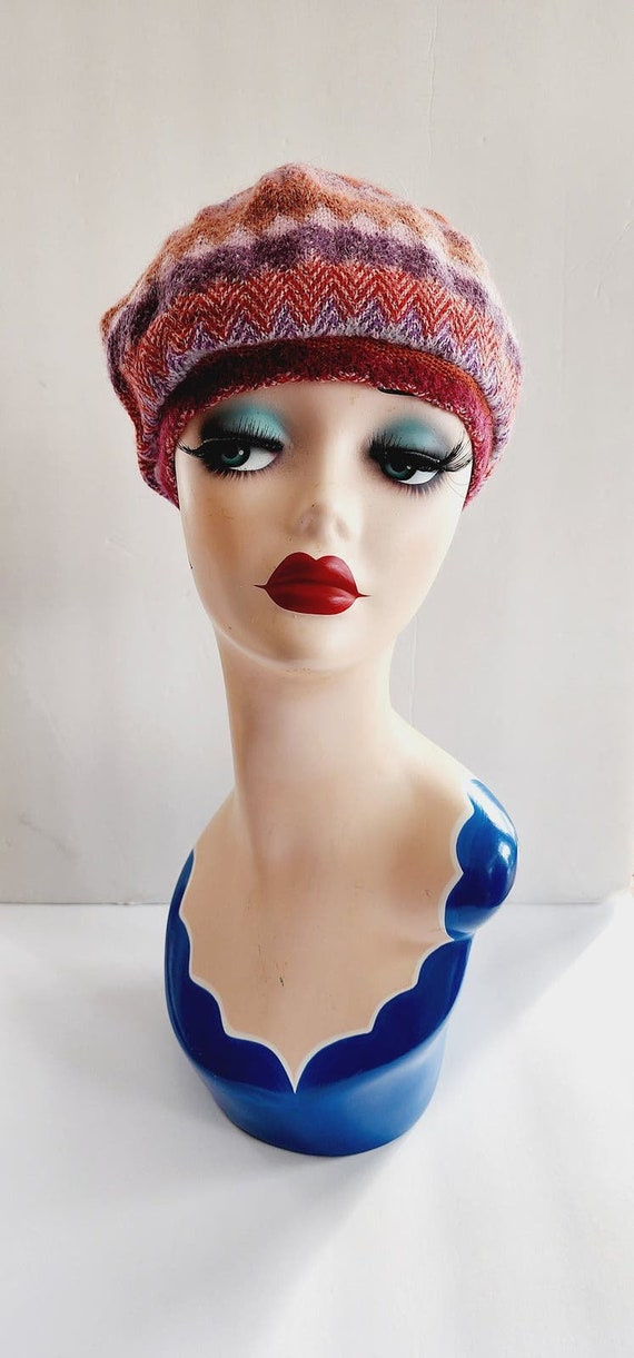Vintage 70s Knit Beret Hat in Pink Mauve Beige, H… - image 2