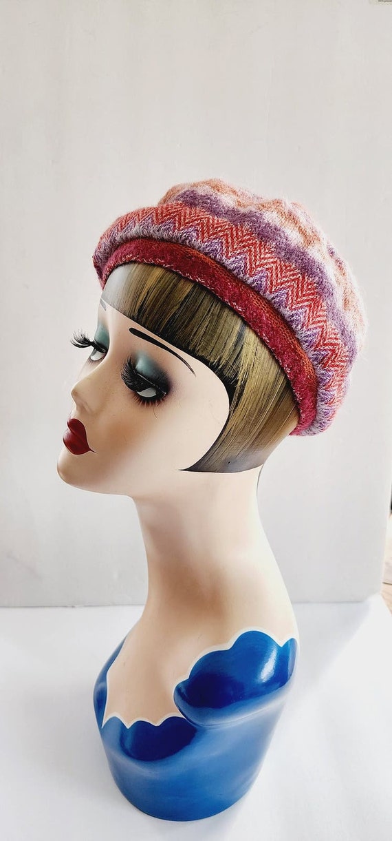Vintage 70s Knit Beret Hat in Pink Mauve Beige, H… - image 6