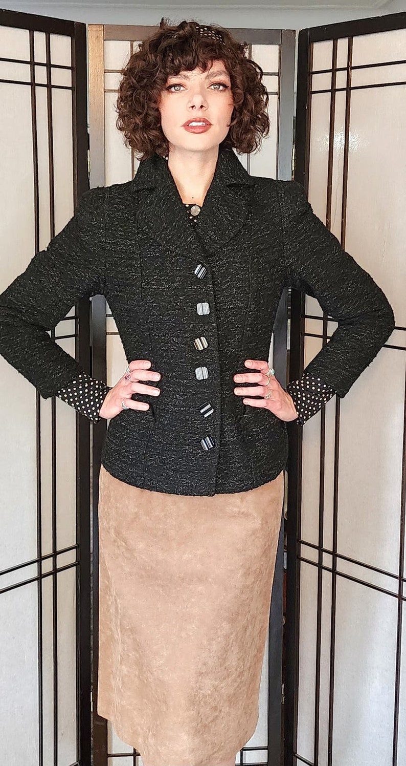 Vintage 40s Black Blazer in Nubby Wool Shiny Buttons / S image 3